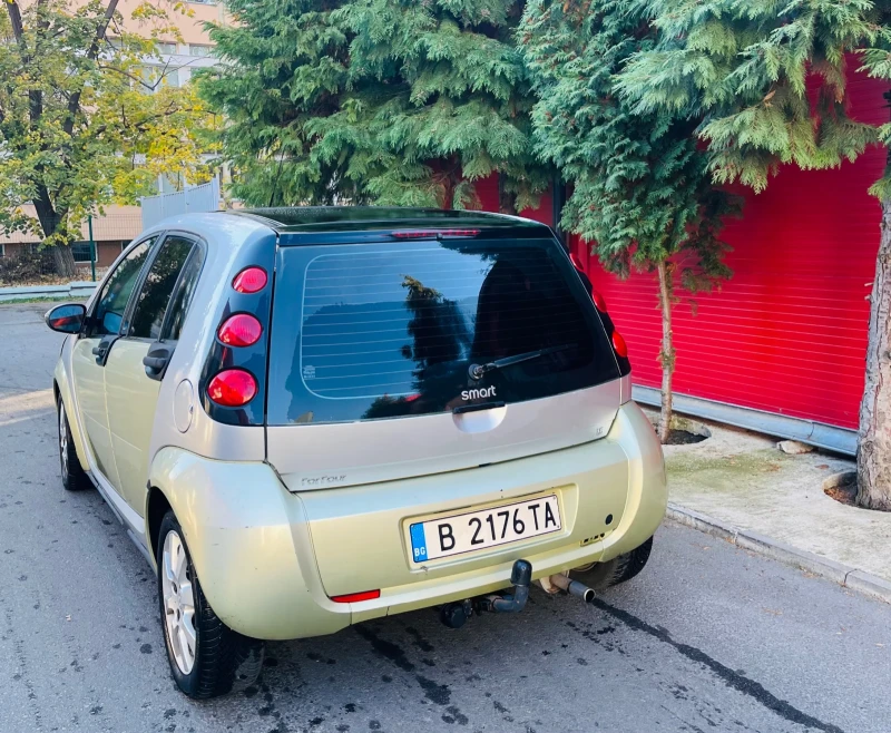 Smart Forfour, снимка 3 - Автомобили и джипове - 47901443