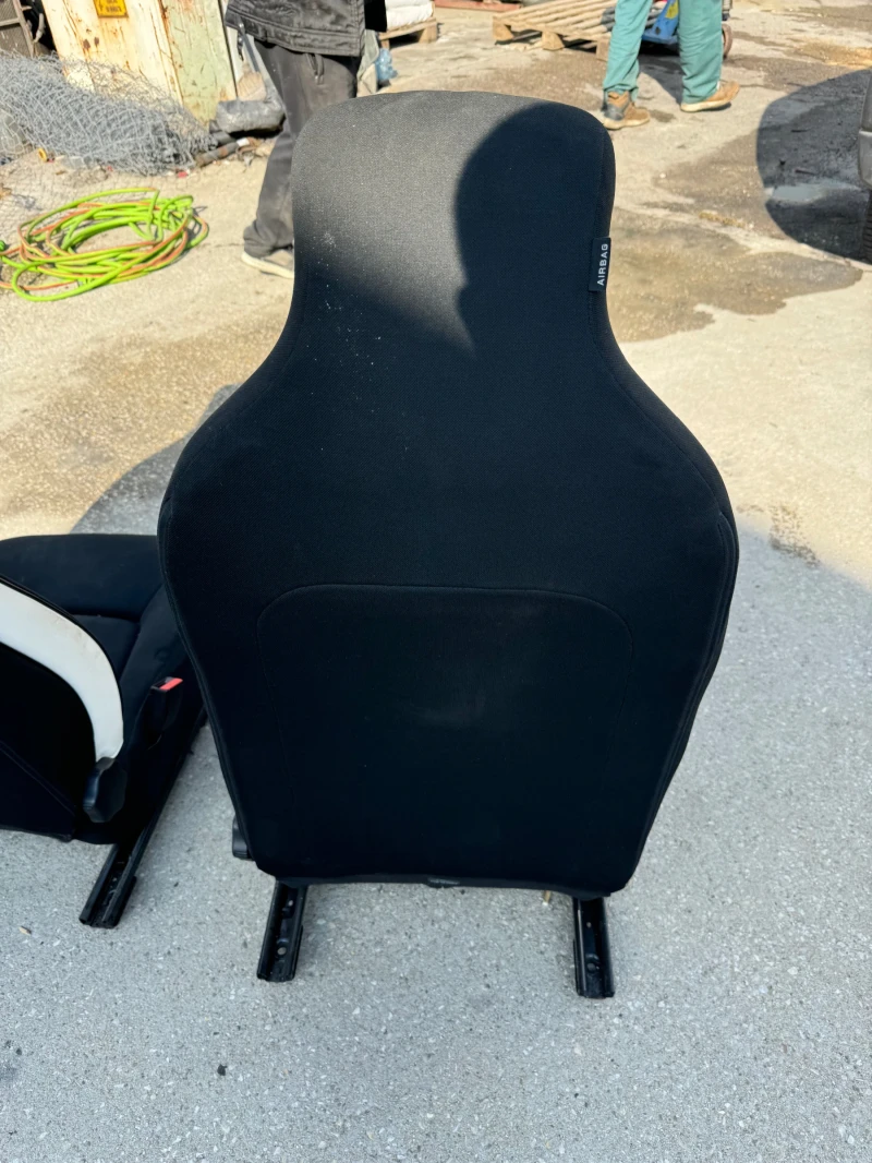 Renault Zoe, снимка 3 - Автомобили и джипове - 52646022