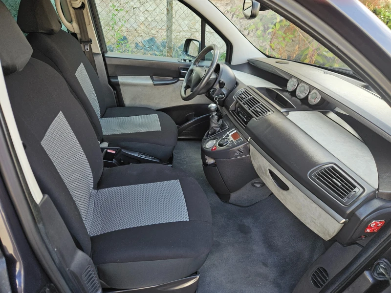 Citroen C8 2.0HDI EXCLUSIVE, снимка 13 - Автомобили и джипове - 51617479