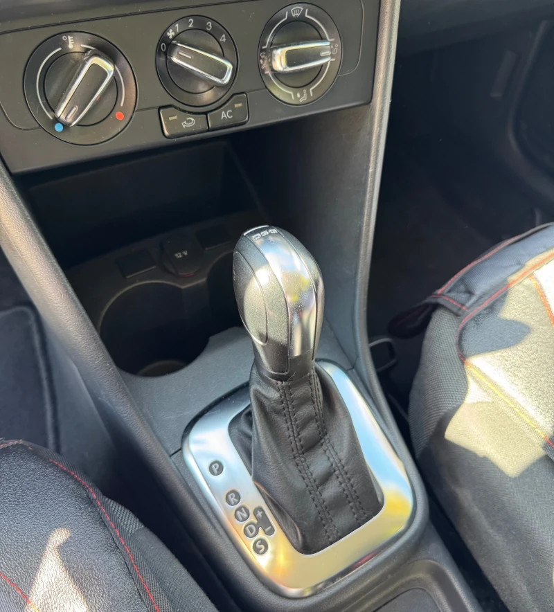 VW Polo 1.2 TSI, снимка 4 - Автомобили и джипове - 51838967