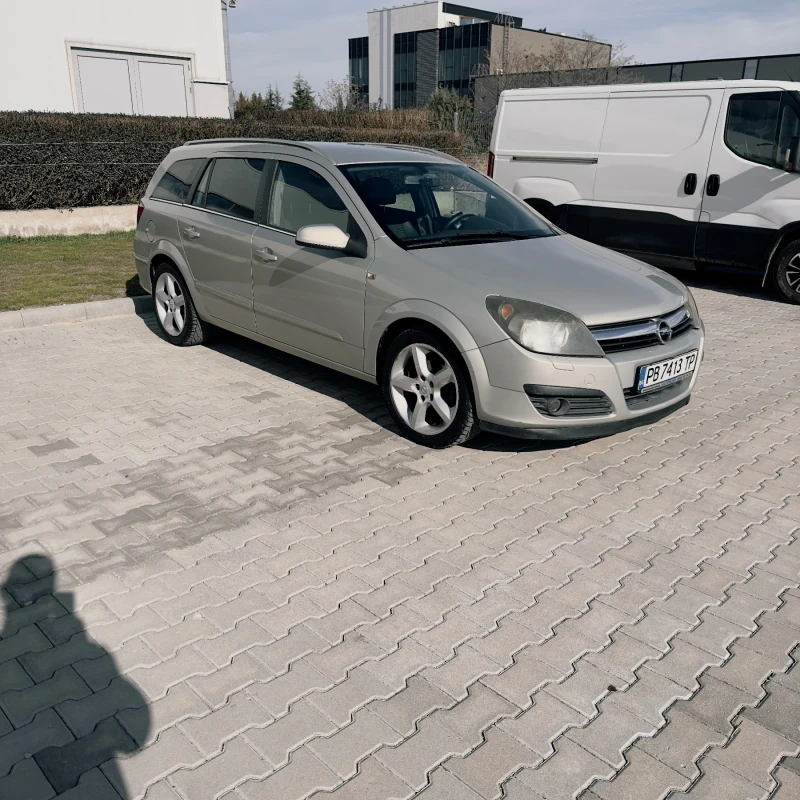 Opel Astra CDTI, снимка 2 - Автомобили и джипове - 52344928