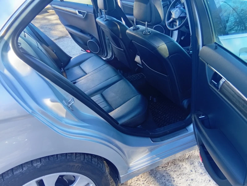 Mercedes-Benz C 220 CDI 646, снимка 11 - Автомобили и джипове - 52997244