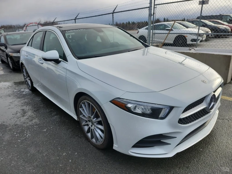 Mercedes-Benz A 220 * CARFAX * ФИНАНСИРАНЕ , снимка 2 - Автомобили и джипове - 53052013