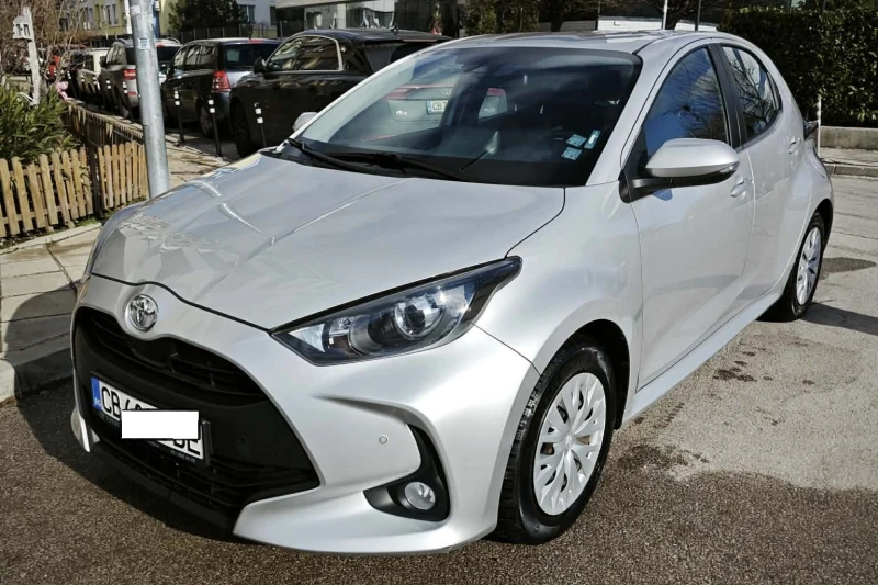 Toyota Yaris, снимка 4 - Автомобили и джипове - 53075872