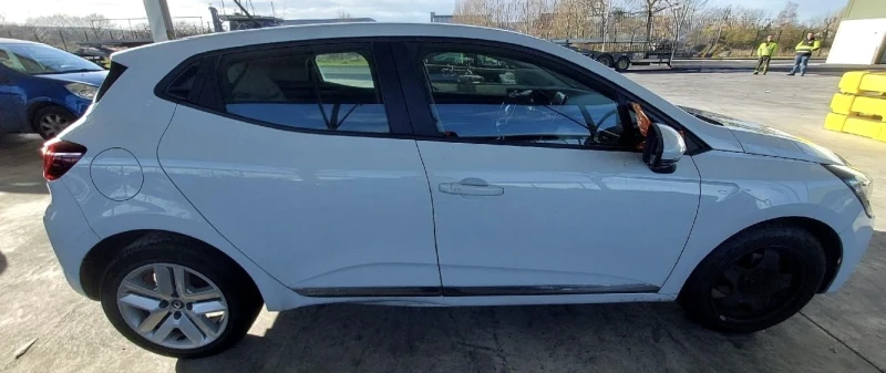 Renault Clio 1.5DCI 115к.с!! М1 5МЕСТА!! Euro6!, снимка 3 - Автомобили и джипове - 53251661