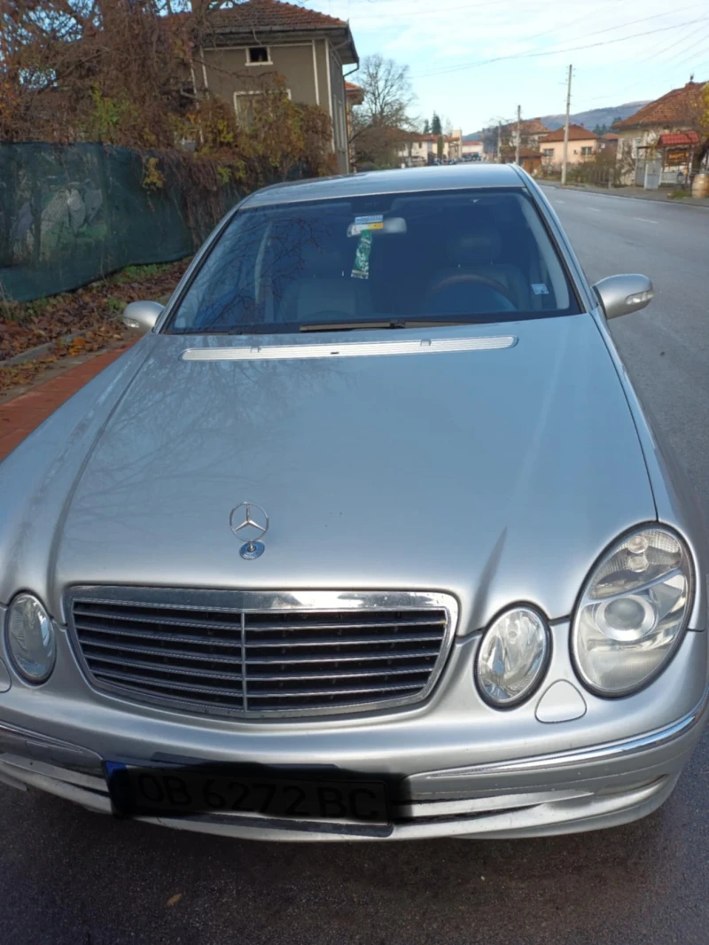 Mercedes-Benz E 320, снимка 6 - Автомобили и джипове - 53285005