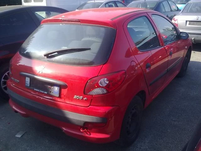 Peugeot 206 + 1.4HDi/1.1i/1.4i, снимка 10 - Автомобили и джипове - 11010183