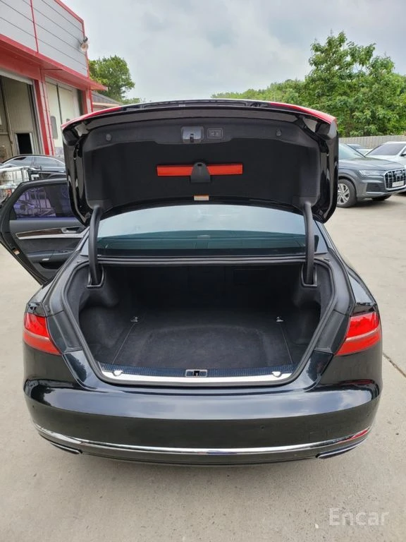 Audi A8 L 60 TFSI* BANG & OLUFSEN* МАСАЖ* DISTRONIC* 360* , снимка 17 - Автомобили и джипове - 54827756