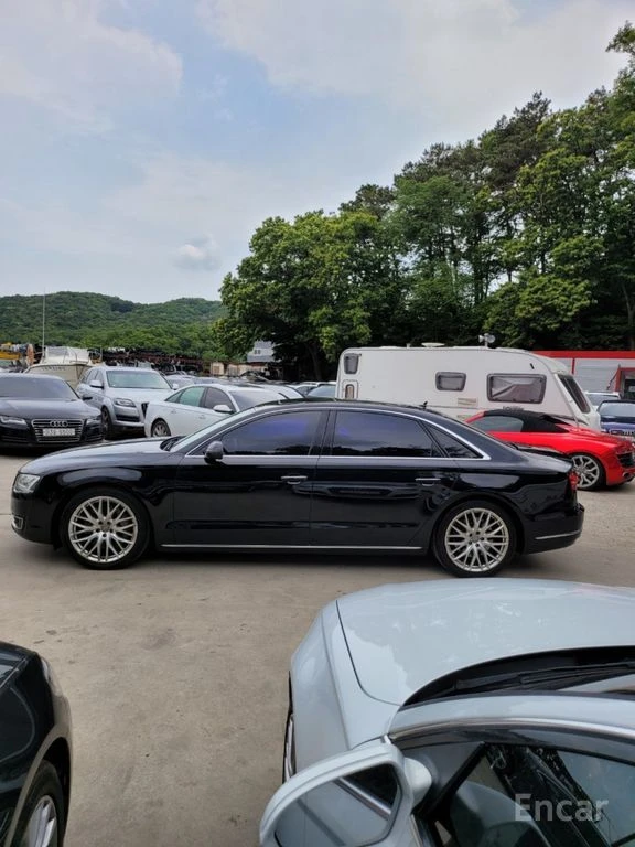 Audi A8 L 60 TFSI* BANG & OLUFSEN* МАСАЖ* DISTRONIC* 360* , снимка 7 - Автомобили и джипове - 54827756