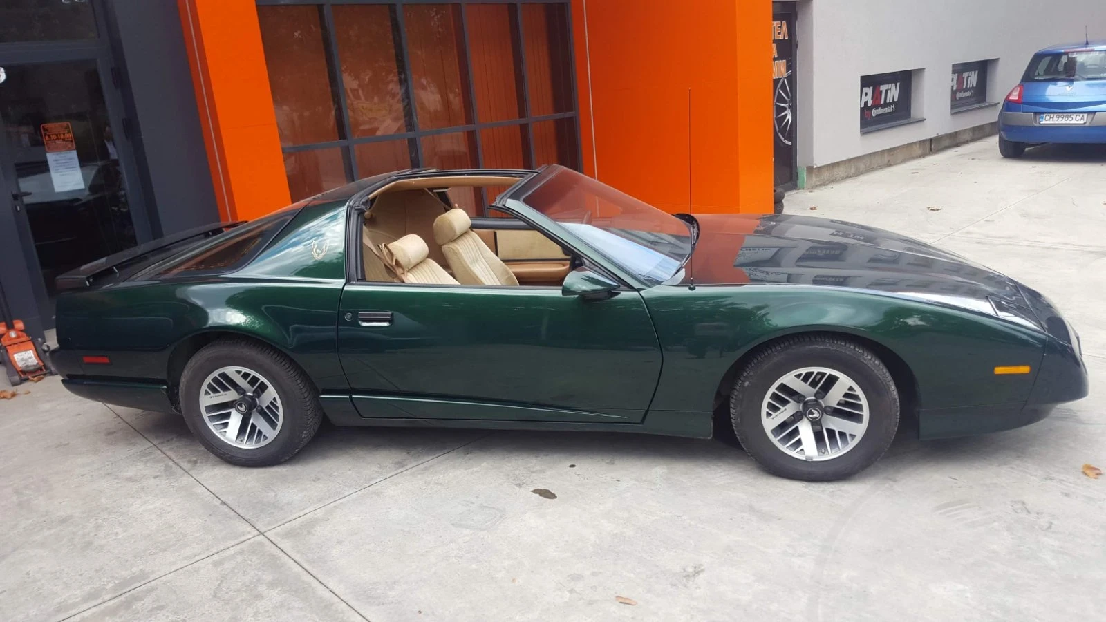 Pontiac Firebird, снимка 1