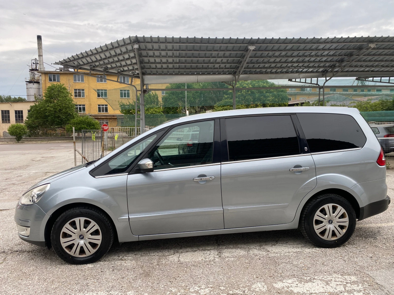 Ford Galaxy 2.0TDCI-140kc - изображение 2