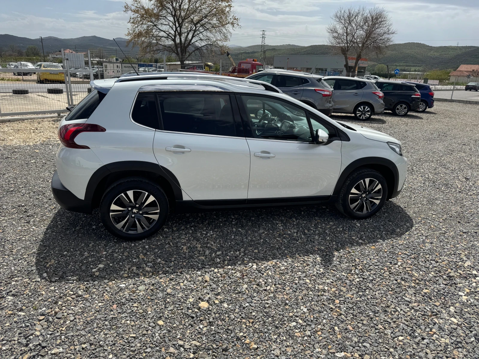 Peugeot 2008 1.6HDI ALLURE - изображение 6
