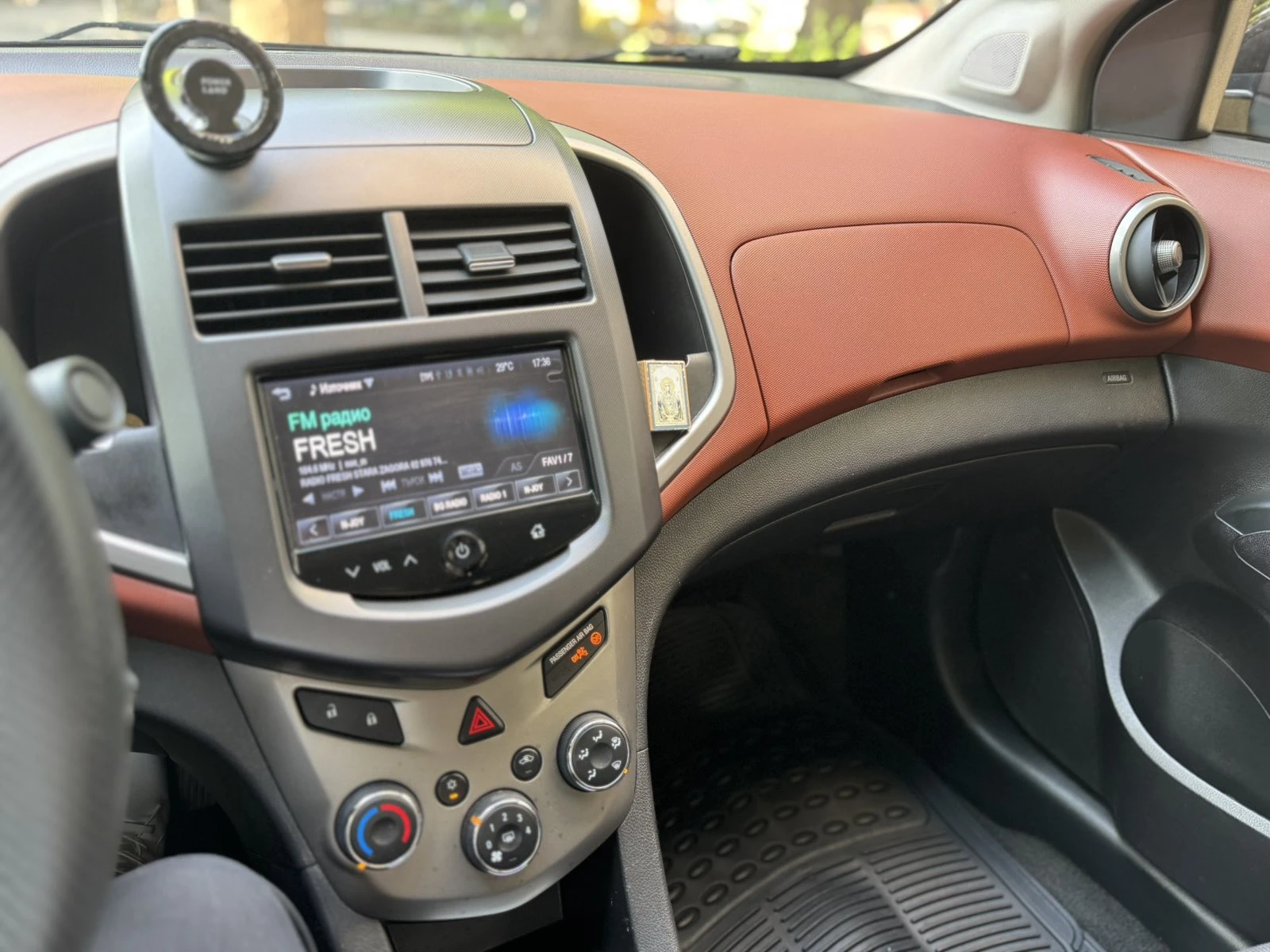 Chevrolet Aveo  - изображение 6