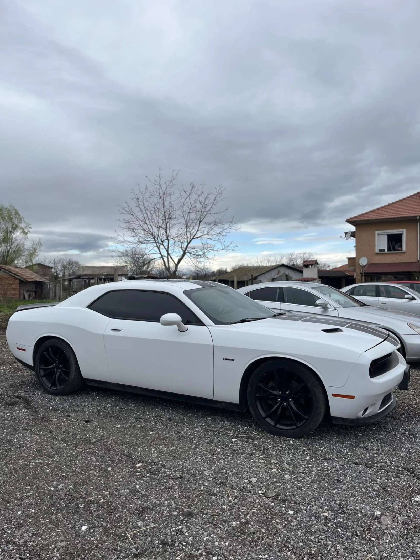 Dodge Challenger  - изображение 7