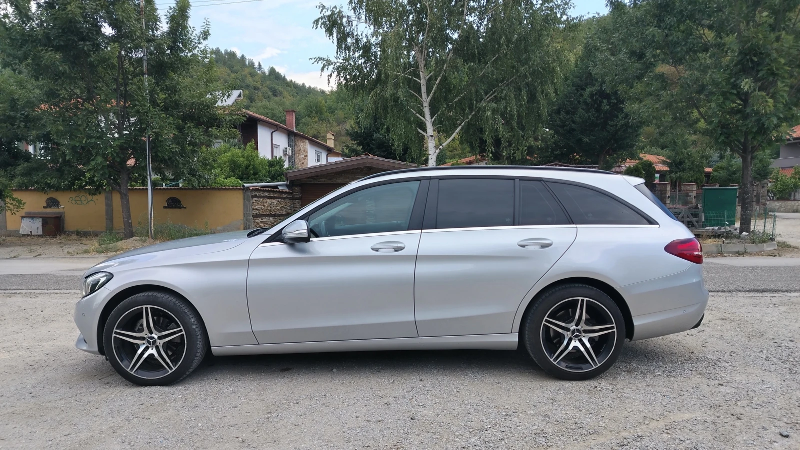 Mercedes-Benz C 180 * * ТОП ЦЕНА* *  - изображение 2