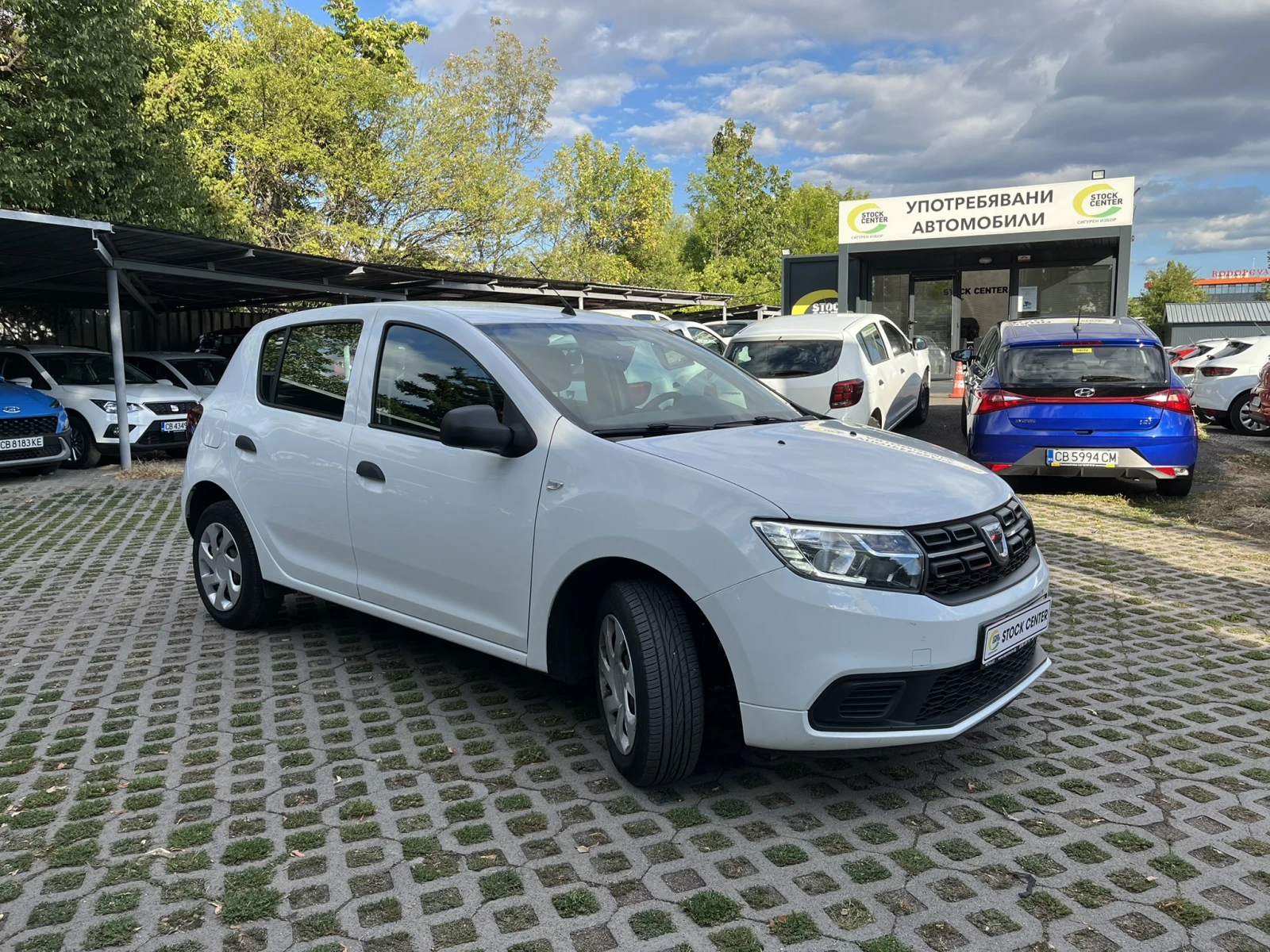 Dacia Sandero TCE 100 k.c + ГАЗ - изображение 3