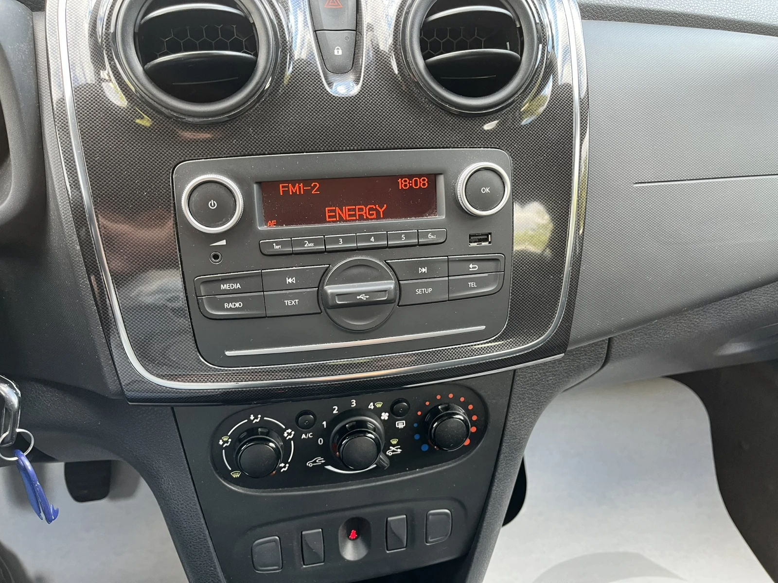 Dacia Sandero TCE 100 k.c +  | Mobile.bg   12