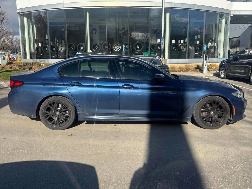BMW 530 * 530i xDrive * CARFAX * БЕЗ ПЪРВОНАЧАЛНА ВНОСКА - изображение 3