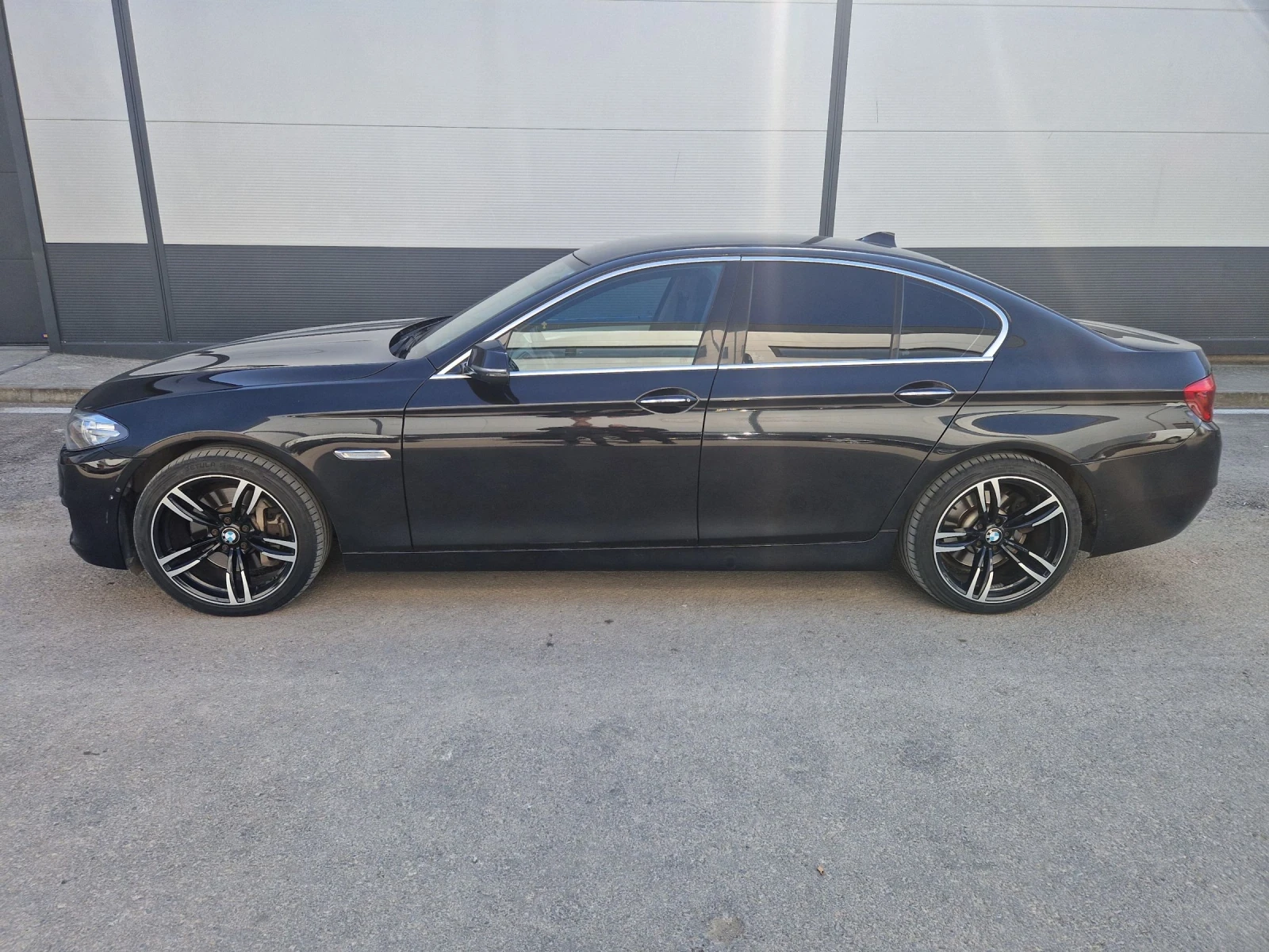 BMW 528 xDrive, снимка 17 - Автомобили и джипове - 53516690