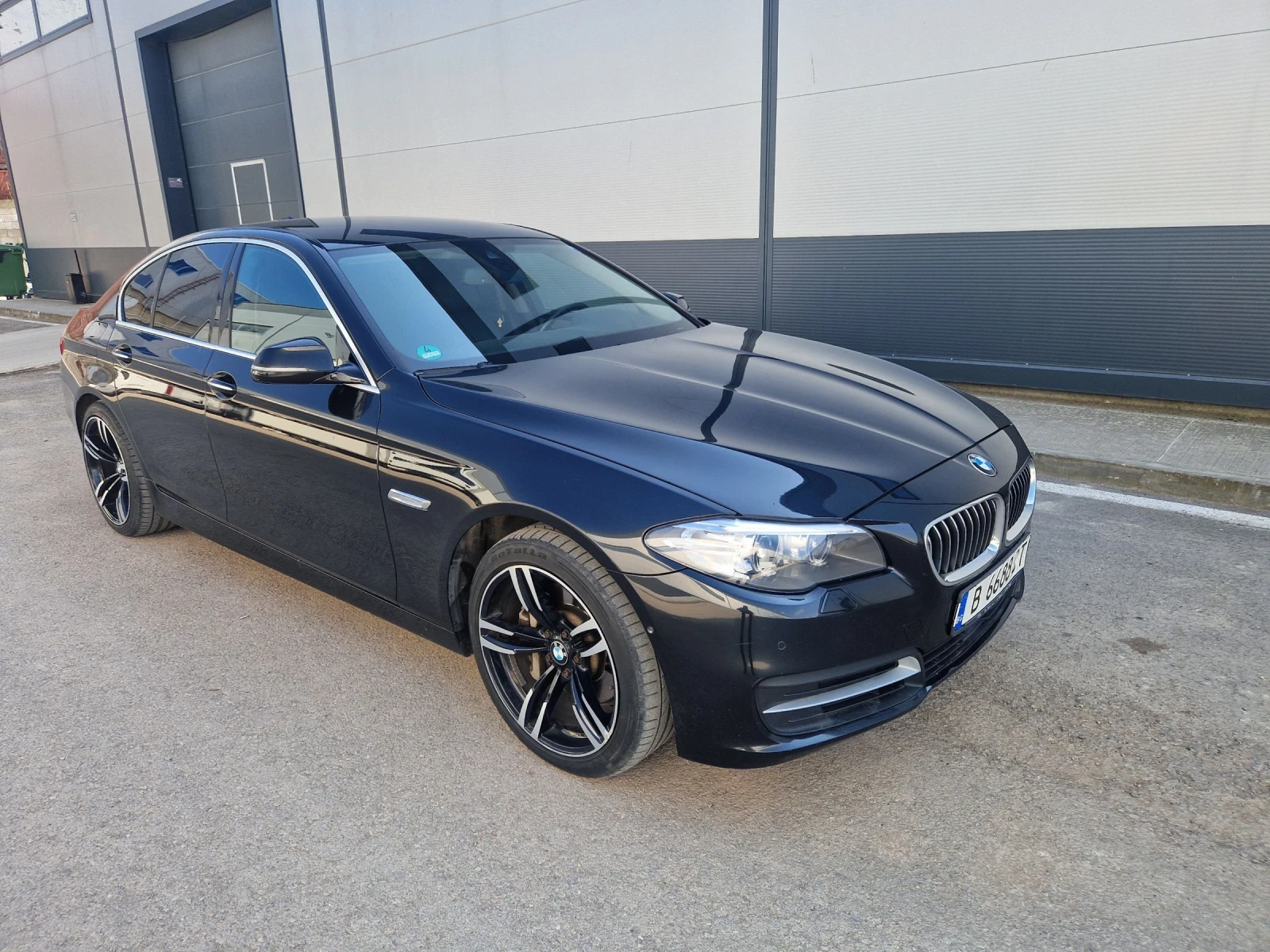 BMW 528 xDrive, снимка 11 - Автомобили и джипове - 53516690