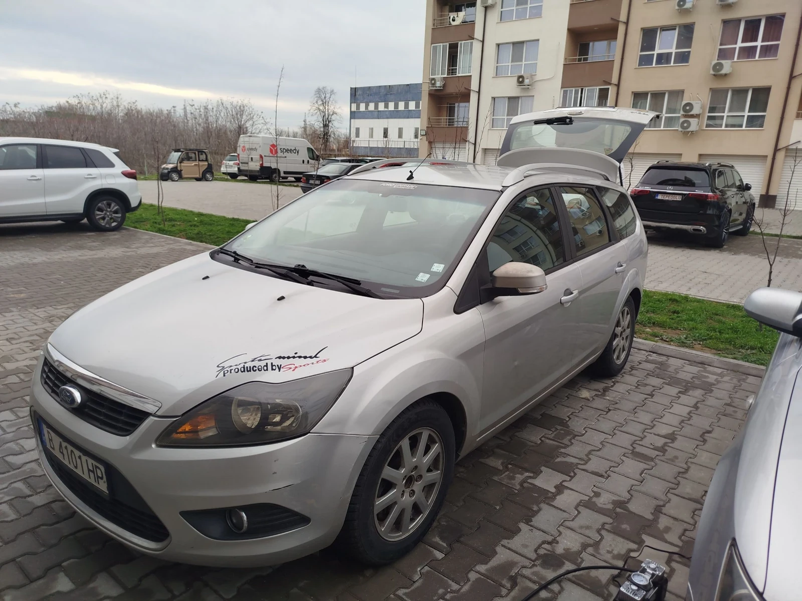 Ford Focus 2.0i - изображение 5