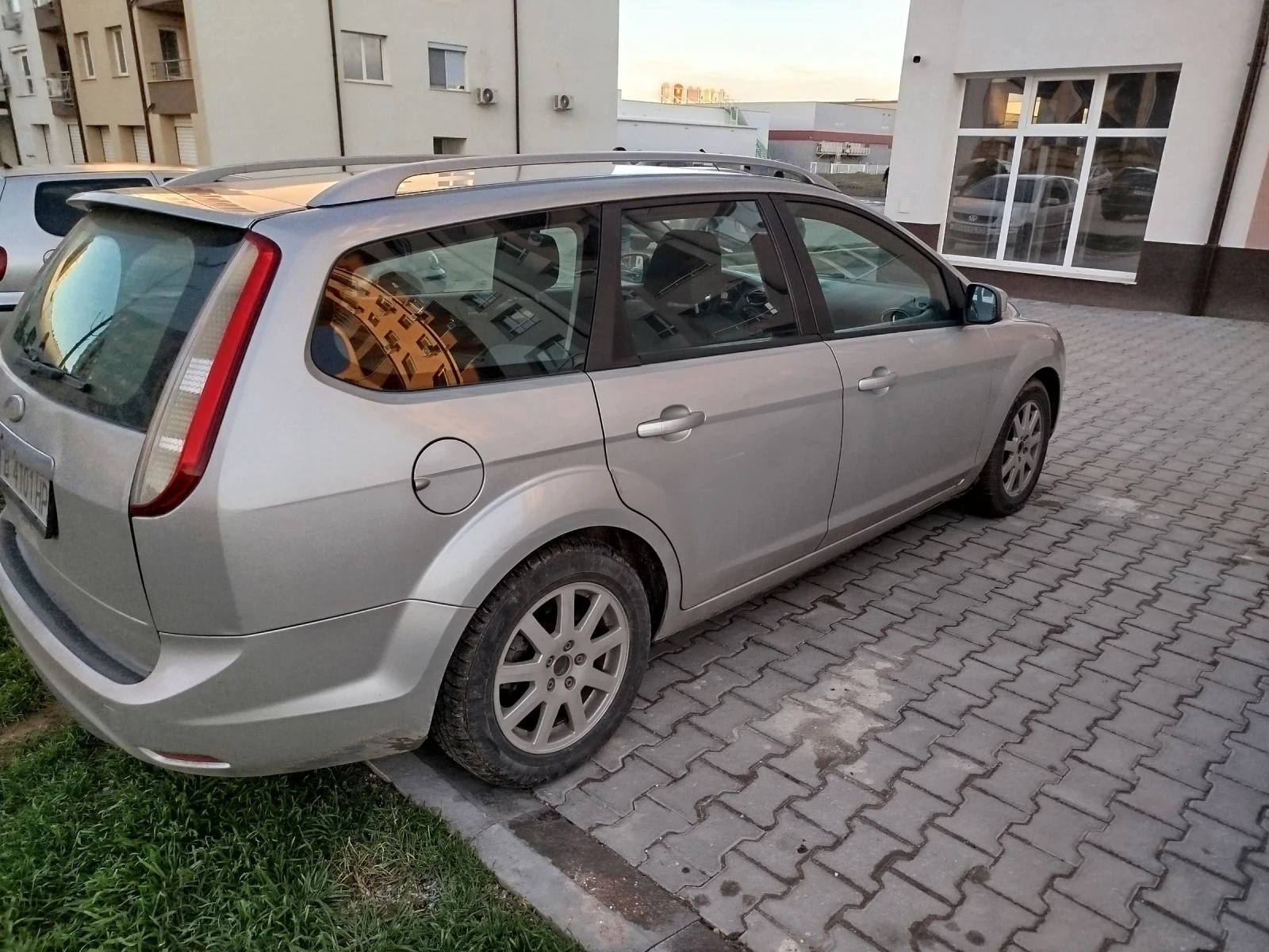 Ford Focus 2.0i - изображение 3