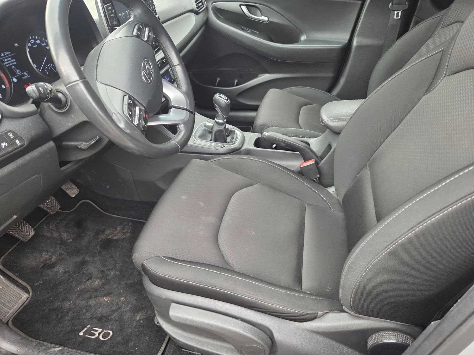 Hyundai I30 1.4 99к.с, снимка 8 - Автомобили и джипове - 53596668