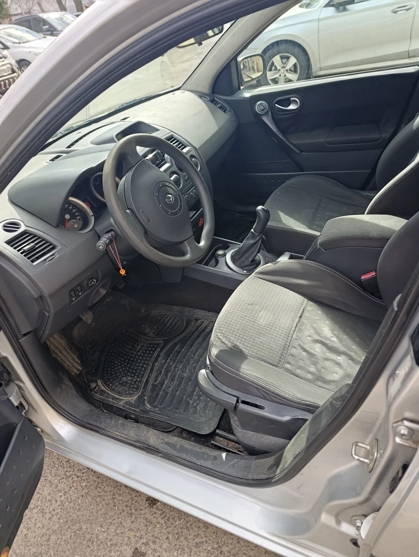 Renault Megane ����� | Mobile.bg � ����������� 6