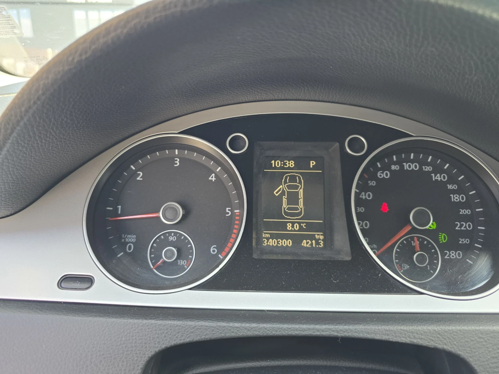 VW CC 2.0, снимка 10 - Автомобили и джипове - 53766388