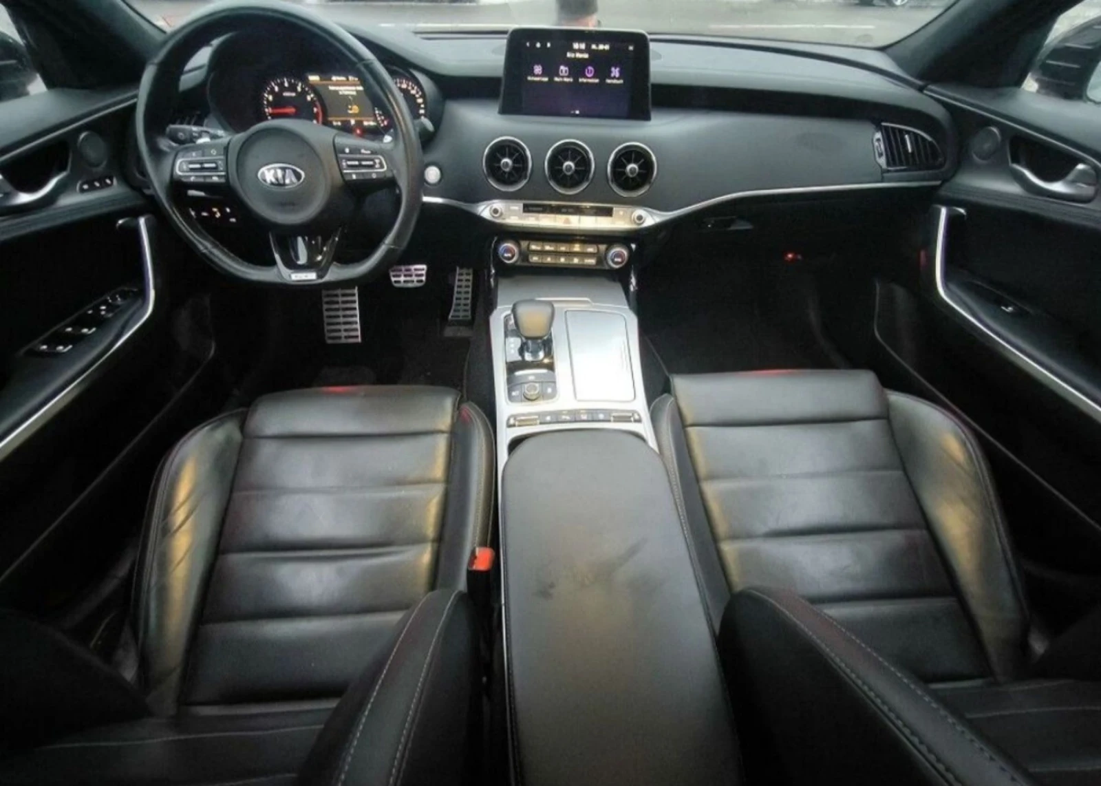 Kia Stinger 3.3 gt Full awd, снимка 7 - Автомобили и джипове - 53975837