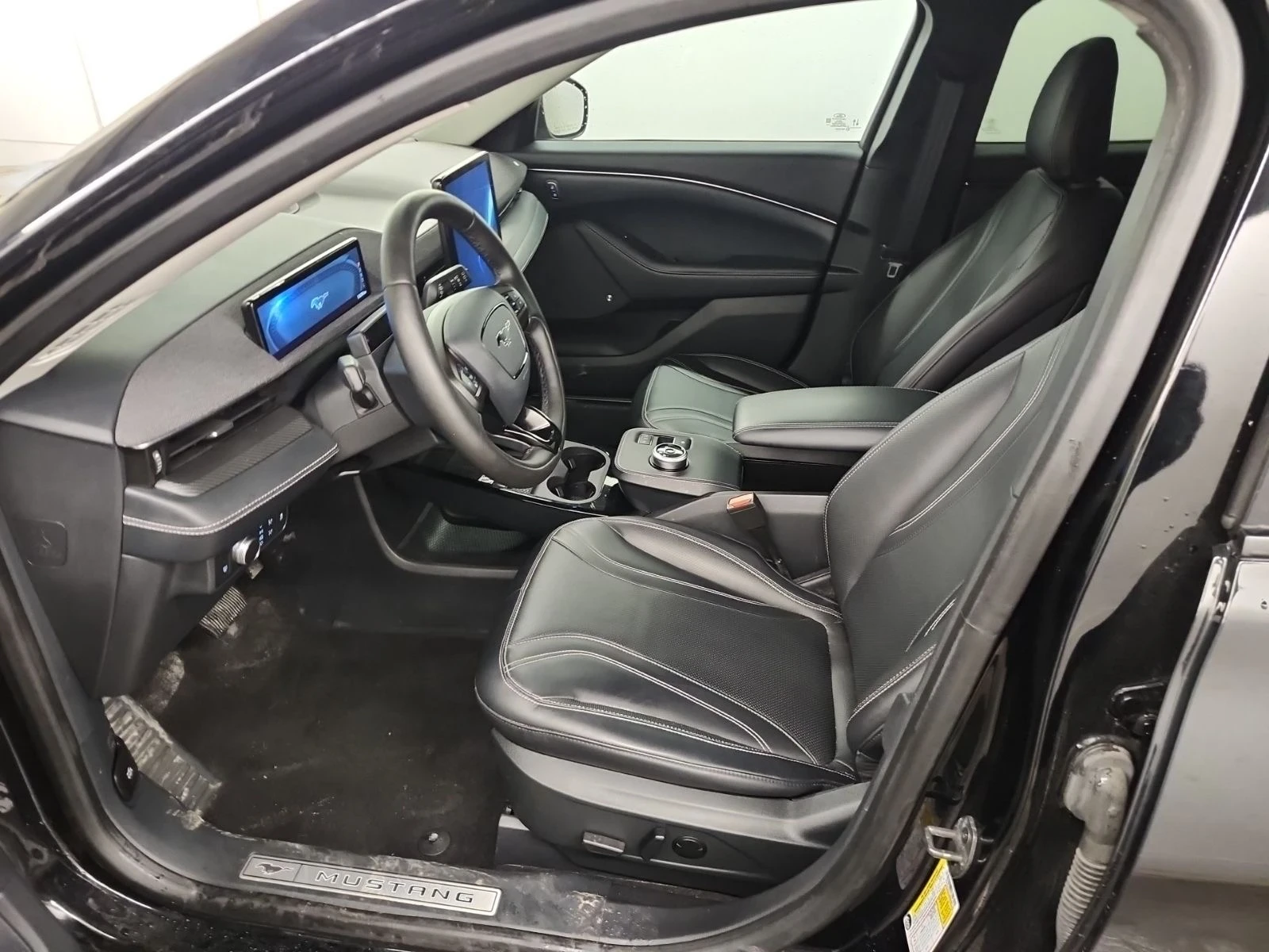 Ford Mustang Mach-E premium* 360View* Keyless* ������� | Mobile.bg � ����������� 7