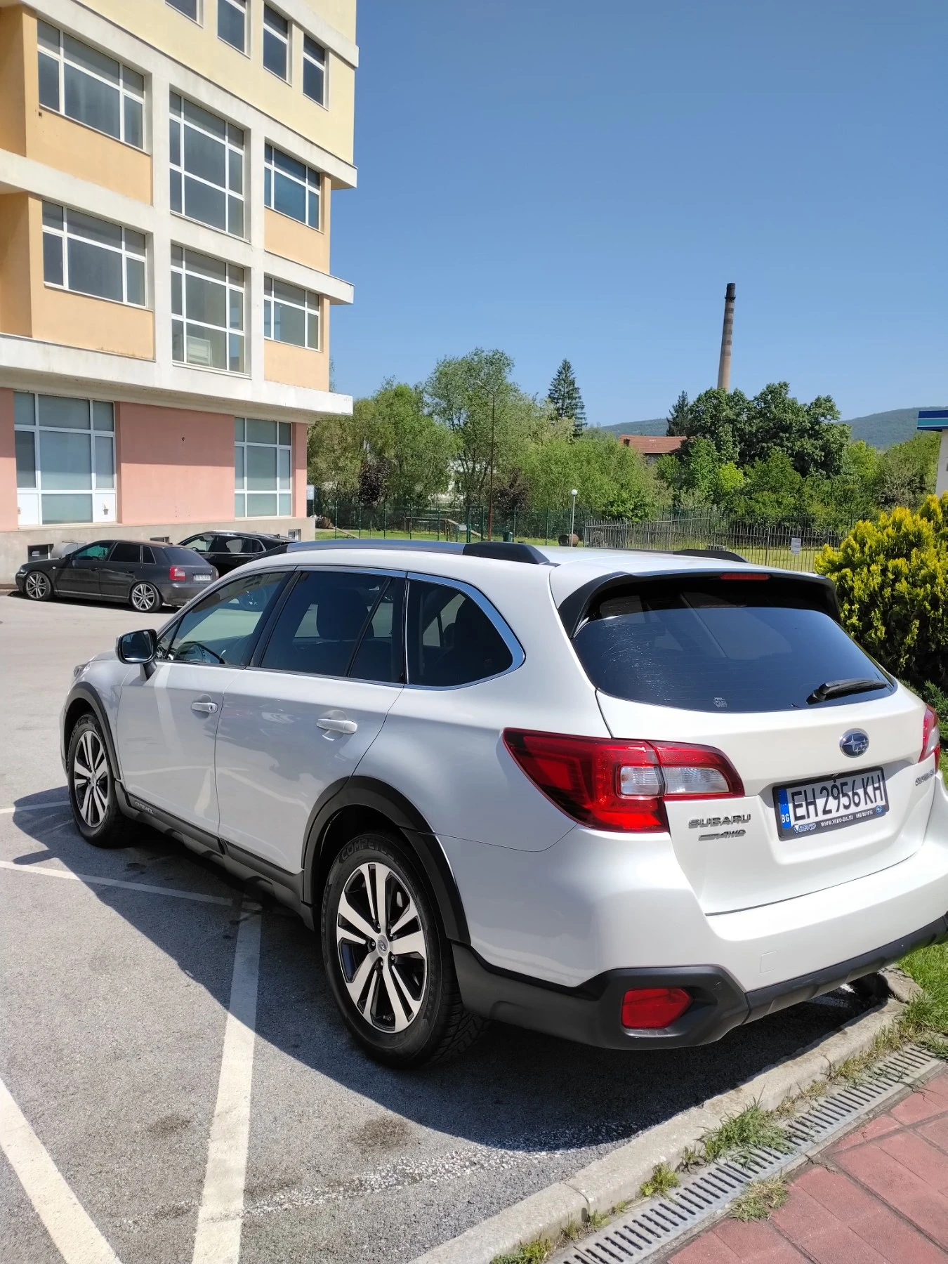 Subaru Outback, снимка 5 - Автомобили и джипове - 54762198
