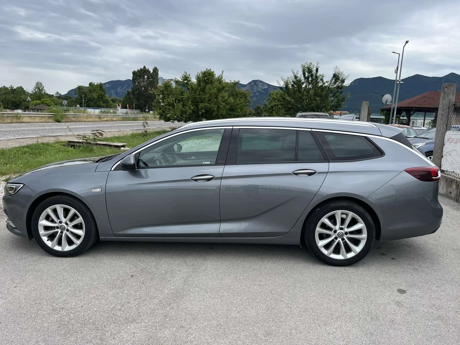 Opel Insignia FACE 2.0CDTI 170кс SPORT TOUR FULL ВНОС ИТАЛИЯ, снимка 6 - Автомобили и джипове - 54896392