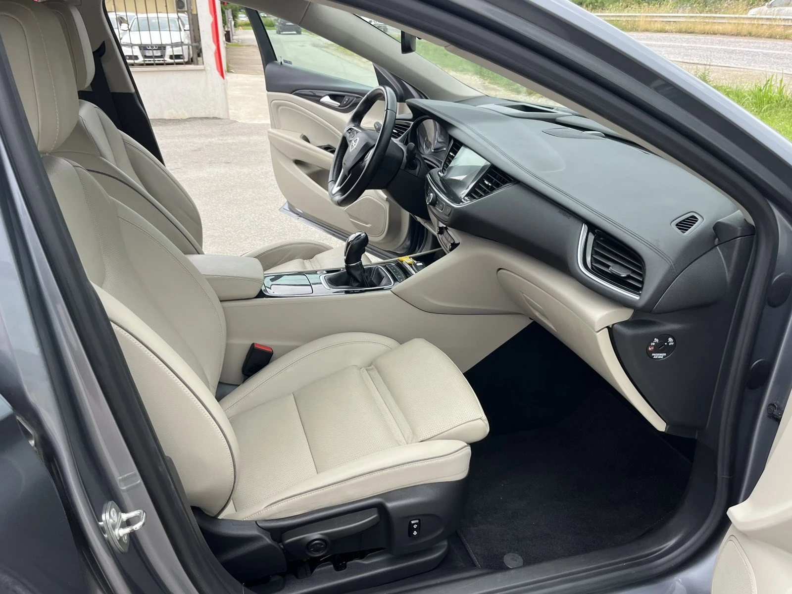 Opel Insignia FACE 2.0CDTI 170кс SPORT TOUR FULL ВНОС ИТАЛИЯ, снимка 11 - Автомобили и джипове - 54896392