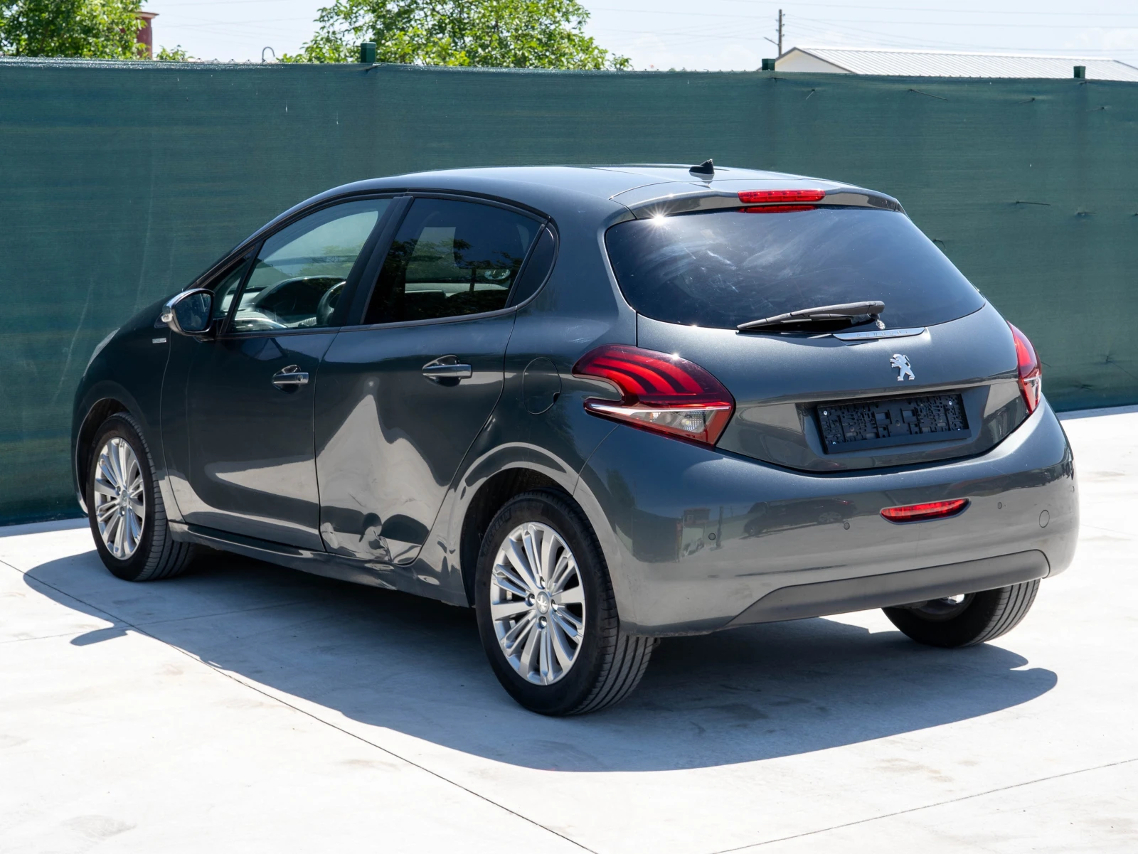 Peugeot 208 1, 6 HDI 75 ��. | Mobile.bg � ����������� 6