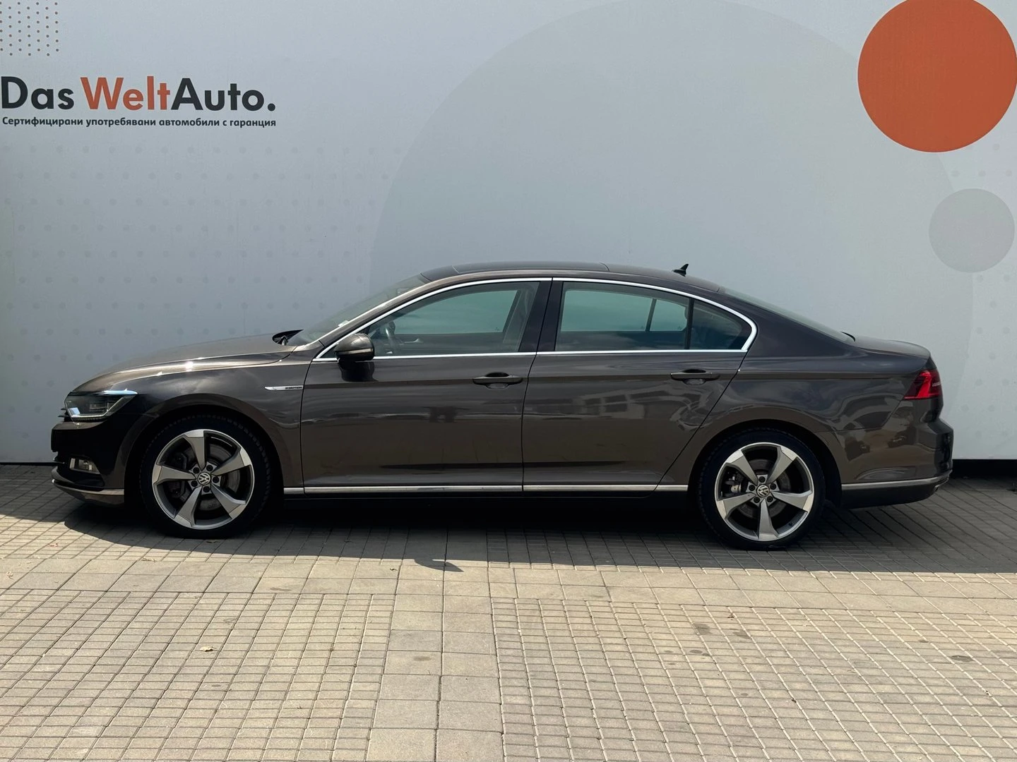 VW Passat, снимка 2 - Автомобили и джипове - 56420689