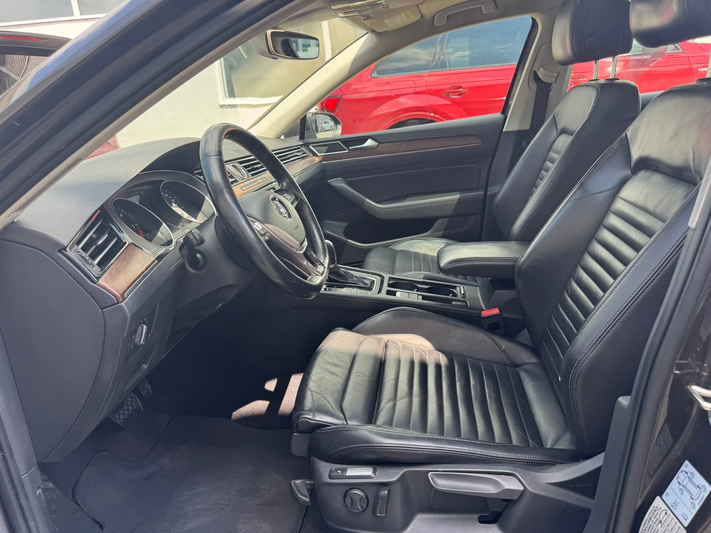 VW Passat, снимка 5 - Автомобили и джипове - 56420689