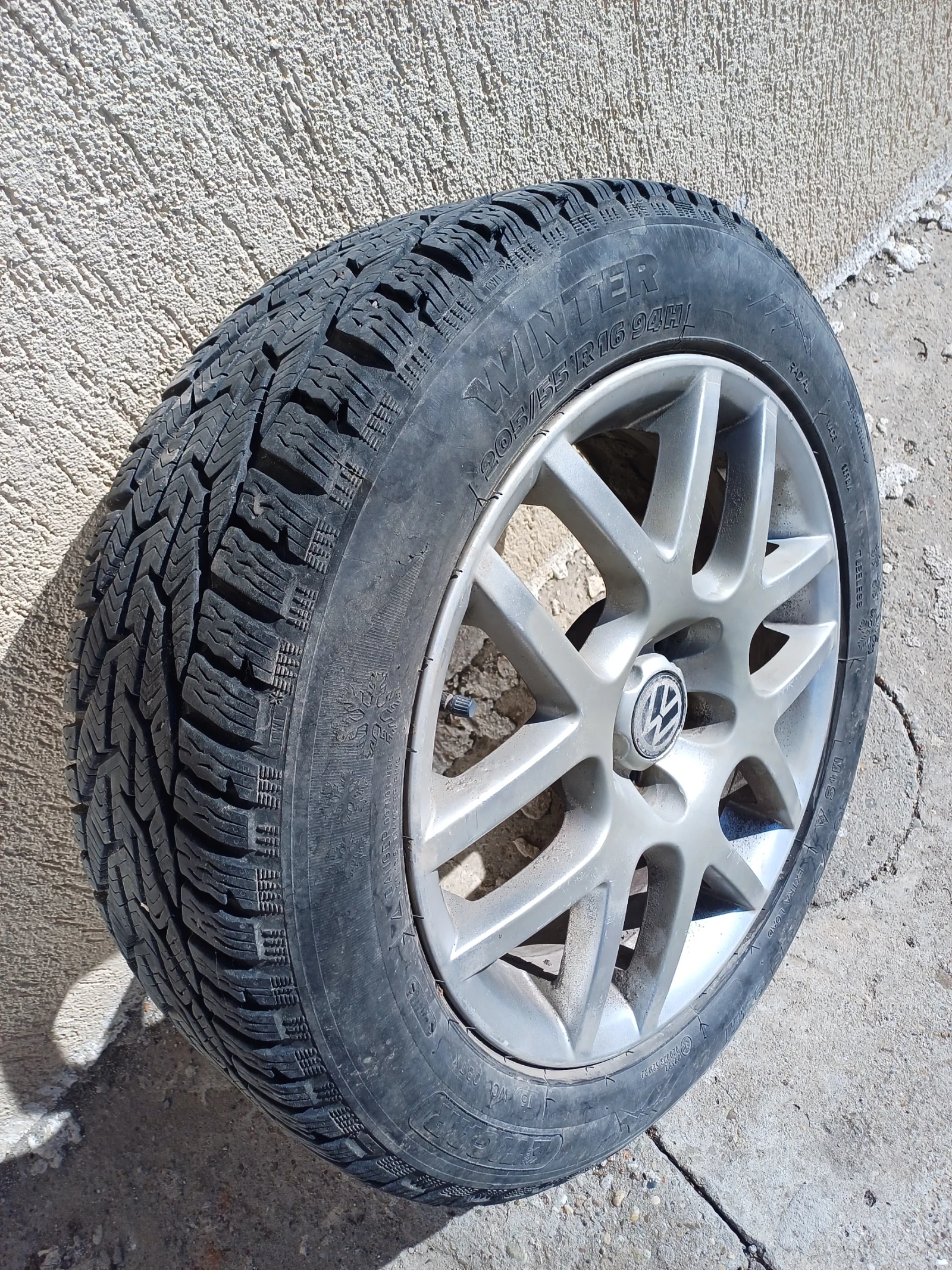 VW Golf 1.6 , снимка 9 - Автомобили и джипове - 56324168