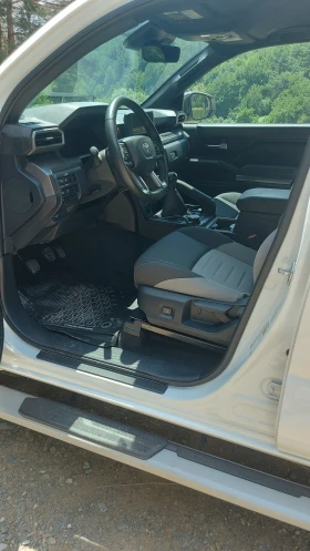 Toyota Tacoma TRD, снимка 14