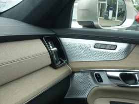 Volvo Xc90 T8 AWD Ultra Bright FourC 7seats, снимка 12