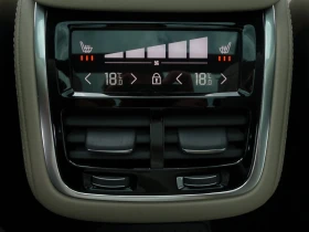 Volvo Xc90 T8 AWD Ultra Bright FourC 7seats, снимка 15