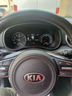 Kia Sportage 1, 6 GDI BLACK EDITION 4x4 - 22222 € / 43462.45 лв. - 64490956 8