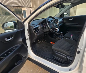 Kia Stonic T GDI 120kc.- NAVI- CARPLAY- WAZE | Auto.bg — изображение 7