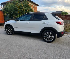 Kia Stonic T GDI 120kc.- NAVI- CARPLAY- WAZE | Auto.bg — изображение 6