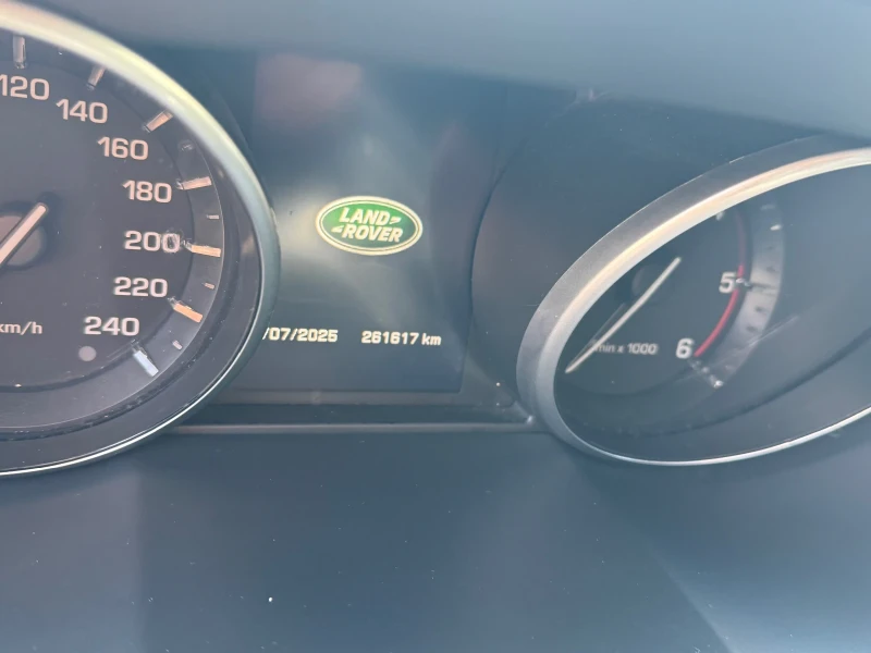 Land Rover Evoque, снимка 11 - Автомобили и джипове - 51910707