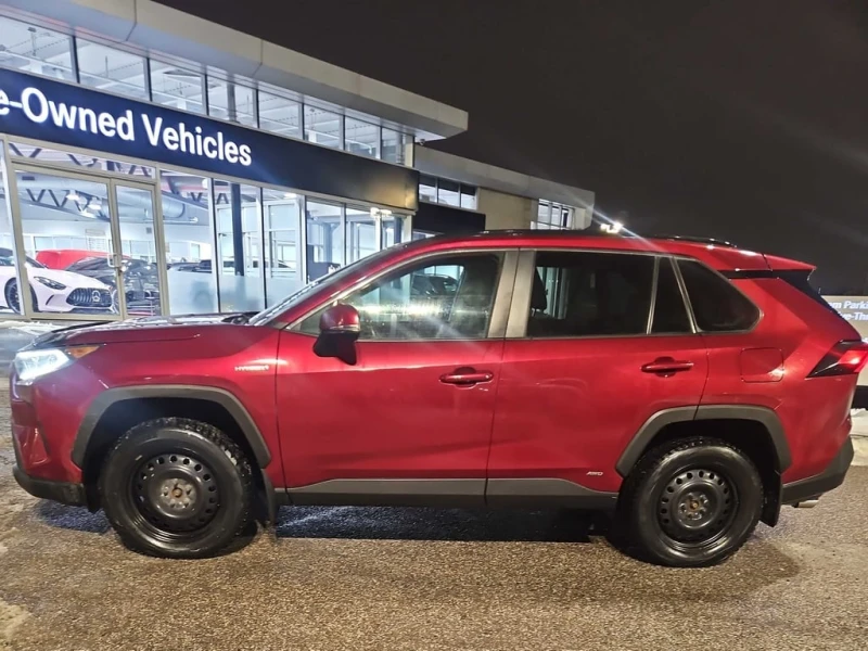 Toyota Rav4 * Hybrid * CARFAX * БЕЗ ПЪРВОНАЧАЛНА ВНОСКА, снимка 2 - Автомобили и джипове - 53009002