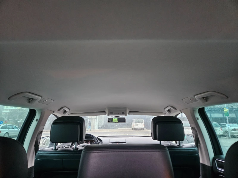 VW Touareg, снимка 13 - Автомобили и джипове - 53511072