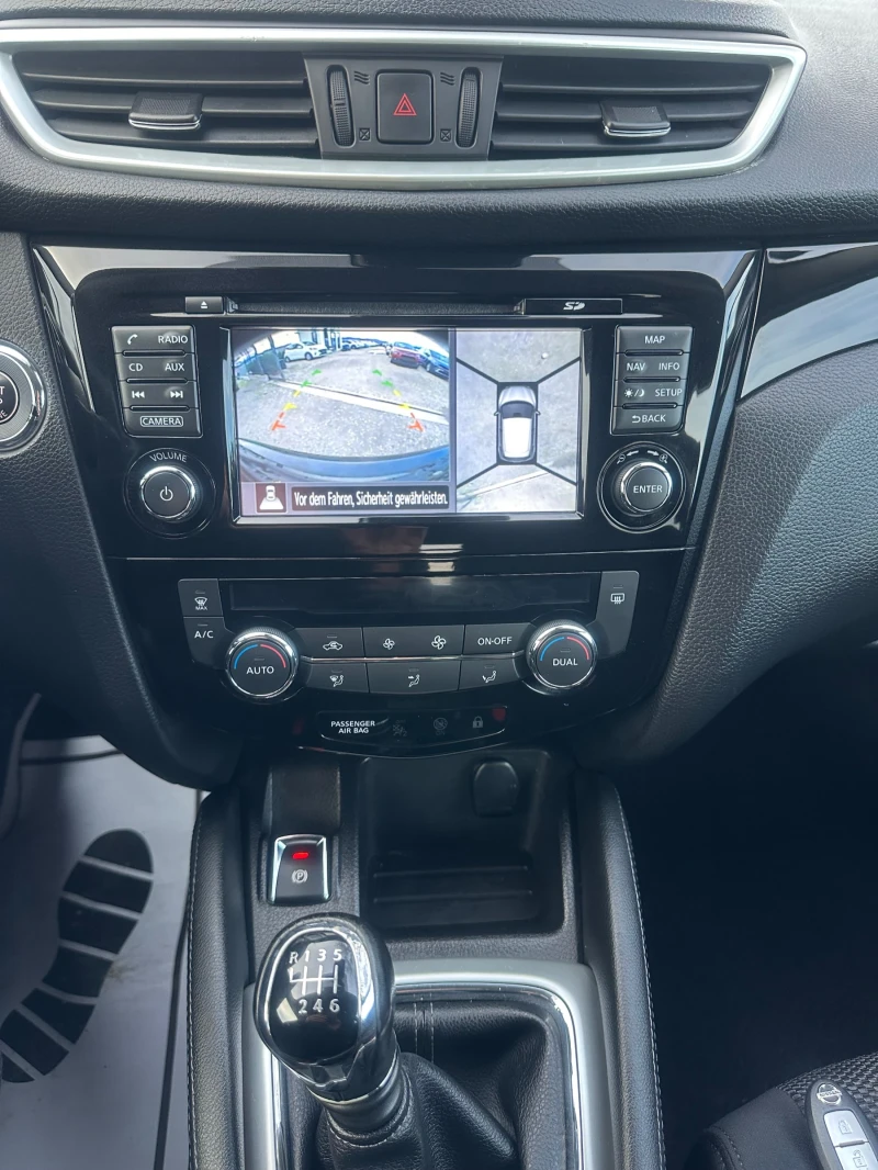 Nissan Qashqai, снимка 10 - Автомобили и джипове - 53538685