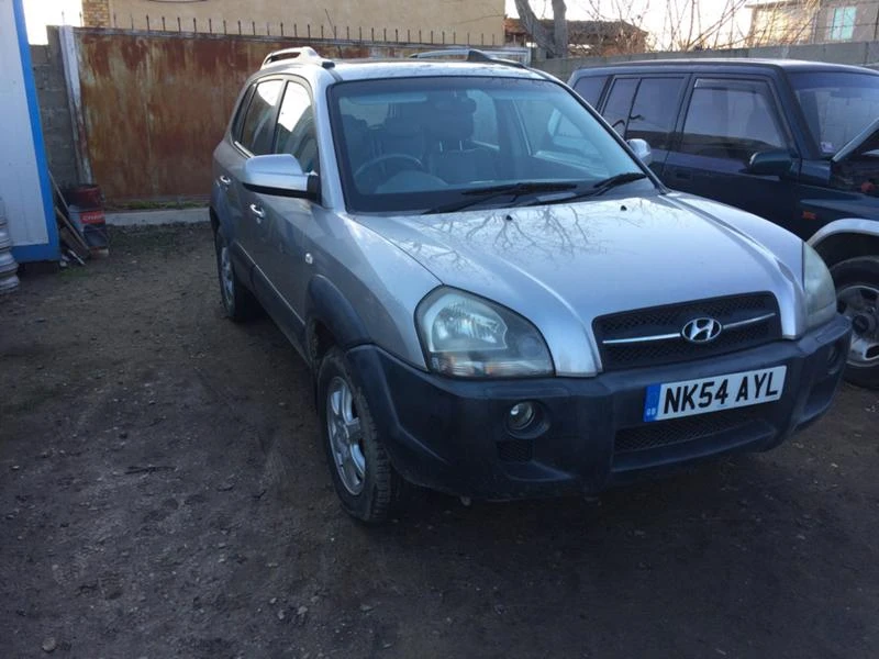 Hyundai Tucson 2.0 D4EA, снимка 1 - Автомобили и джипове - 45944436