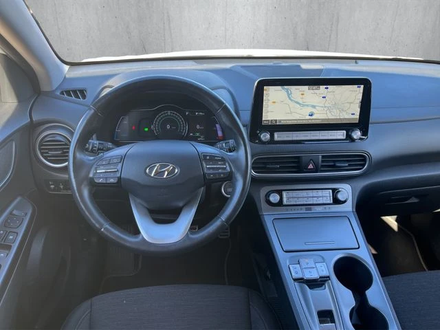 Hyundai Kona НАЛИЧНА , снимка 11 - Автомобили и джипове - 52885135
